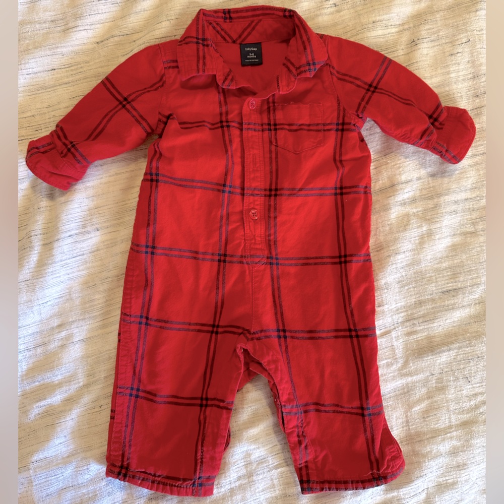 Baby gap red buttons down flannel romper Christmas photos